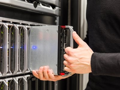 SSD vs HDD w środowisku biznesowym - porównanie