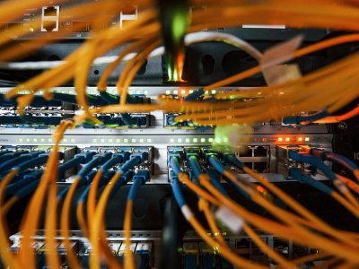 Bitwa oprogramowania do edycji PDF: Adobe Acrobat vs. Foxit PhantomPDF vs. Nitro Pro