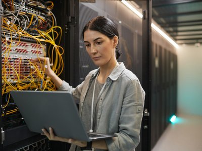 UniFi vs. inni dostawcy rozwiązań sieciowych - porównanie funkcji